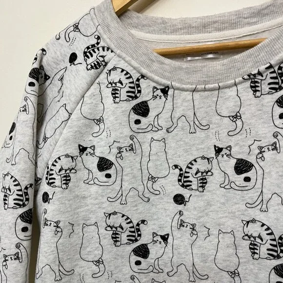 LA Soul Pale Heathered Gray Playful Cat Print Pullover Sweatshirt, Medium - Picture 2 of 4